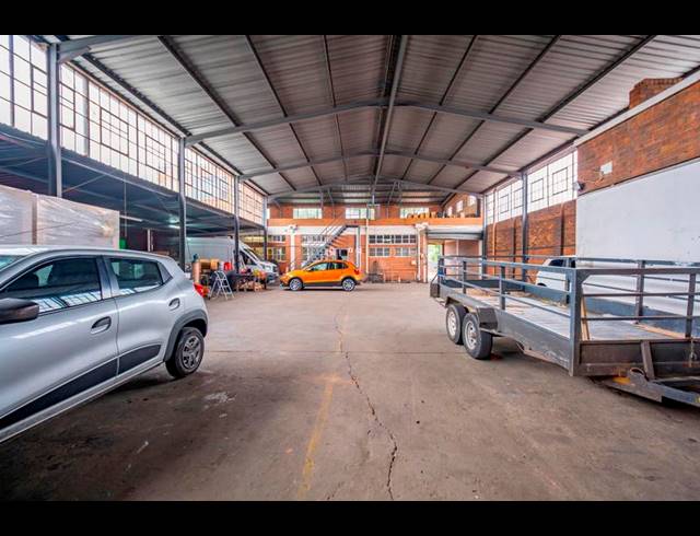 INDUSTRIAL FOR SALE IN ROODEPOORT